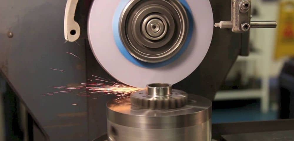 Vì sao việc gia công mài CNC lại quan trọng